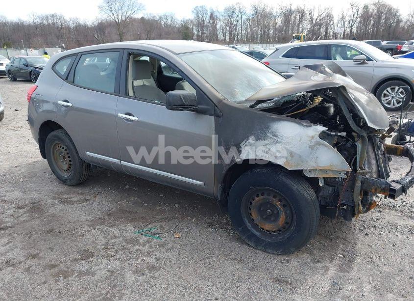 2015 Nissan Rogue SELECT S (VIN JN8AS5MT9FW659432) main photo