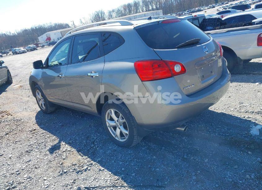Photo 3 of 2010 Nissan Rogue SL (VIN JN8AS5MTXAW009288)