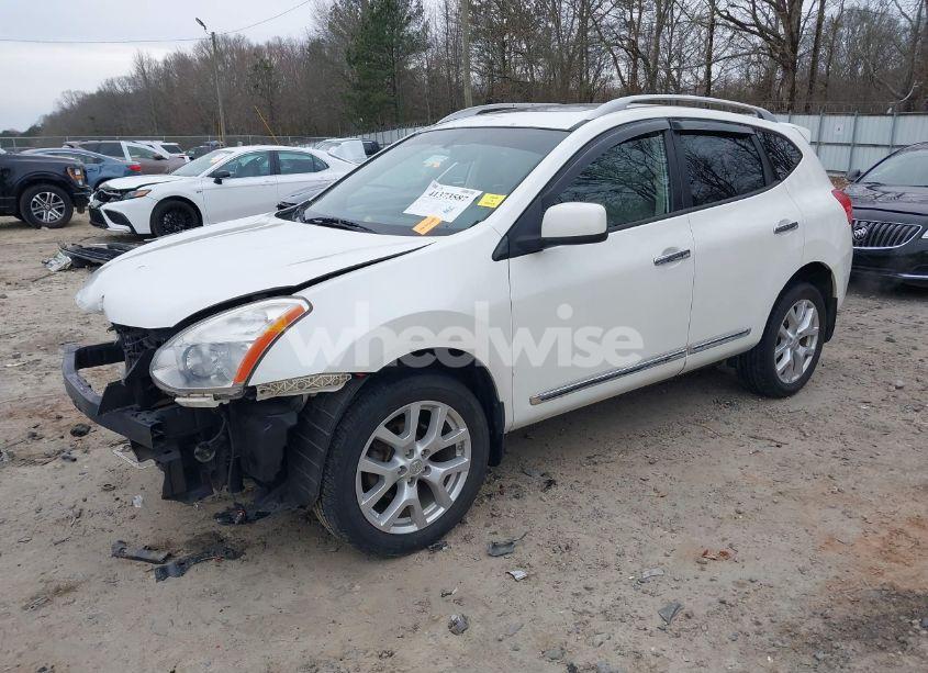 Photo 2 of 2011 Nissan Rogue SV (VIN JN8AS5MTXBW151996)