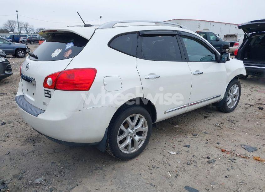 Photo 4 of 2011 Nissan Rogue SV (VIN JN8AS5MTXBW151996)