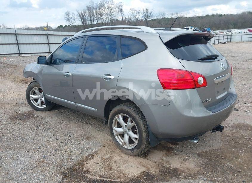 Photo 3 of 2011 Nissan Rogue SV (VIN JN8AS5MTXBW184867)