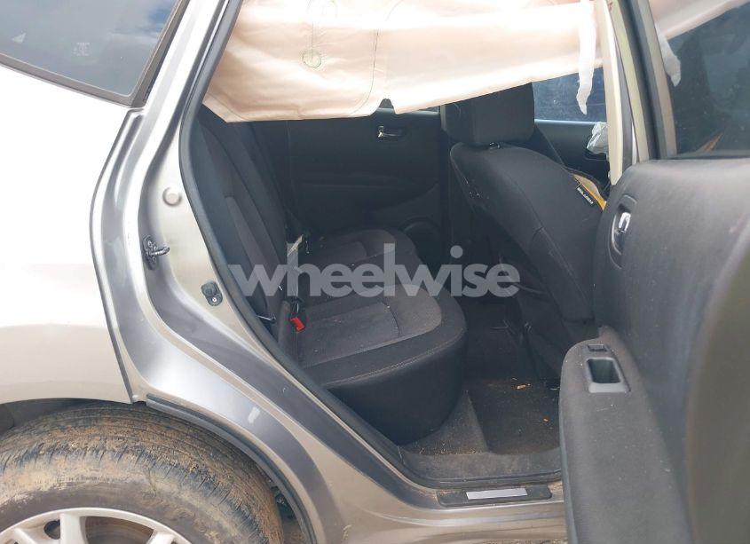 Photo 8 of 2011 Nissan Rogue SV (VIN JN8AS5MTXBW184867)