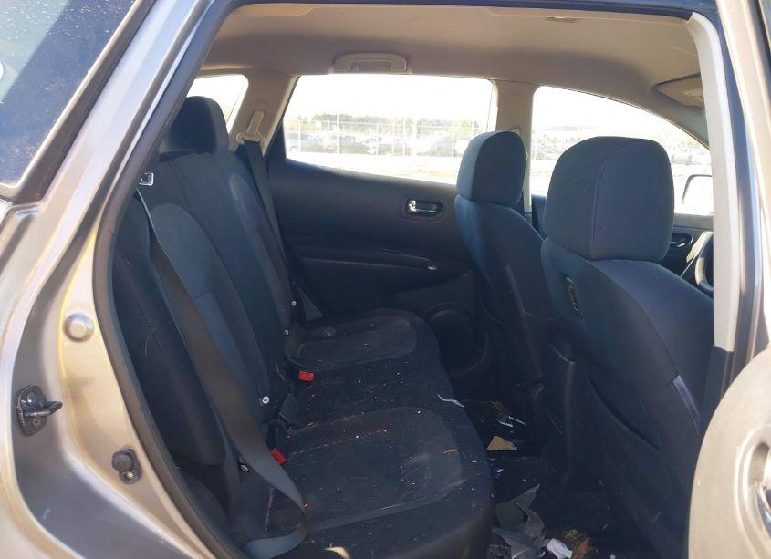 Photo 8 of 2011 Nissan Rogue S (VIN JN8AS5MTXBW190524)