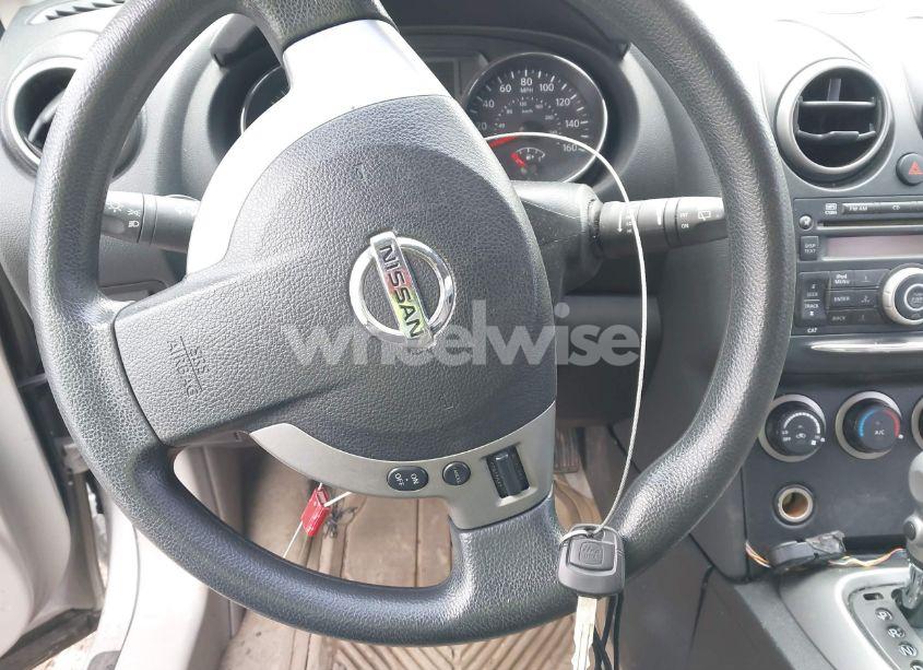 Photo 11 of 2012 Nissan Rogue S (VIN JN8AS5MTXCW254482)