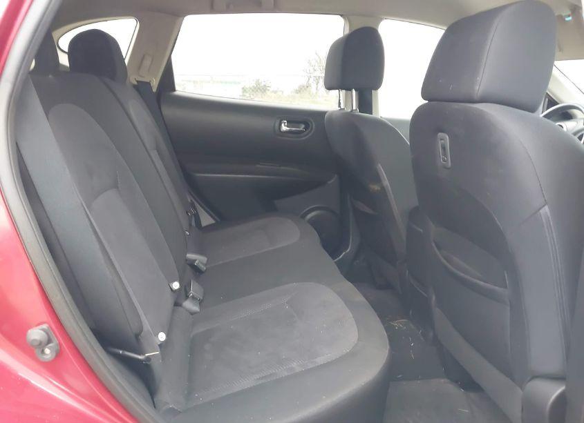 Photo 8 of 2013 Nissan Rogue S (VIN JN8AS5MTXDW008498)