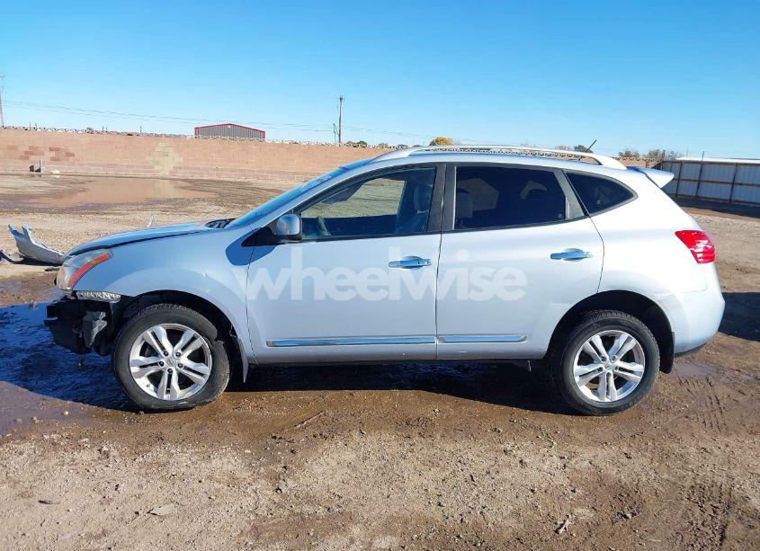 Photo 15 of 2013 Nissan Rogue SV (VIN JN8AS5MTXDW029402)
