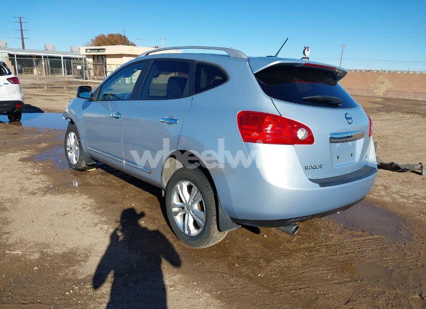 Photo 3 of 2013 Nissan Rogue SV (VIN JN8AS5MTXDW029402)