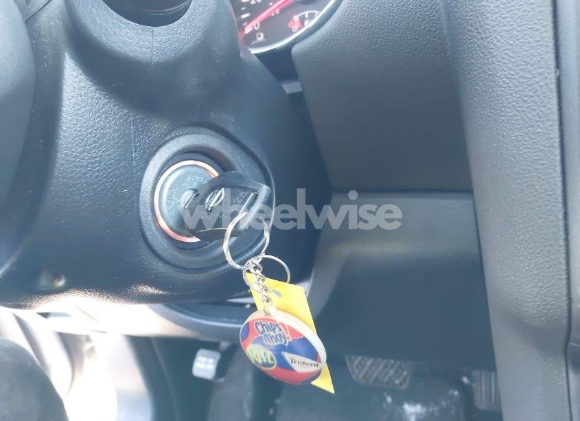 Photo 11 of 2013 Nissan Rogue S (VIN JN8AS5MTXDW034390)