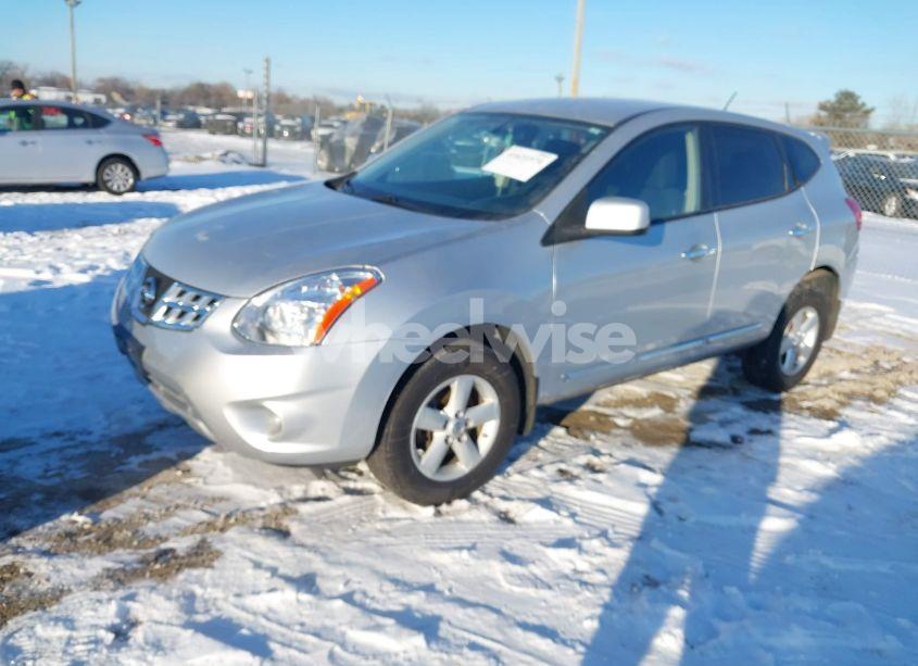 Photo 2 of 2013 Nissan Rogue S (VIN JN8AS5MTXDW034390)