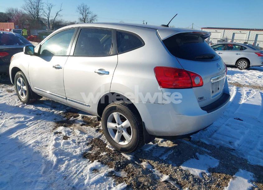 Photo 3 of 2013 Nissan Rogue S (VIN JN8AS5MTXDW034390)