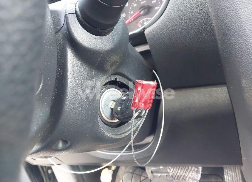 Photo 11 of 2013 Nissan Rogue S (VIN JN8AS5MTXDW510508)