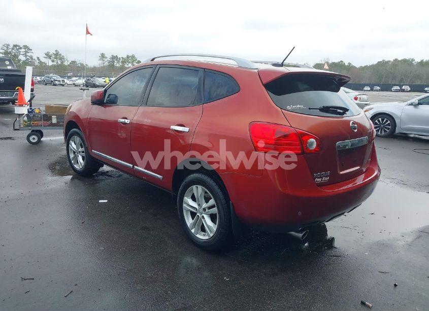 Photo 3 of 2013 Nissan Rogue SV (VIN JN8AS5MTXDW513411)