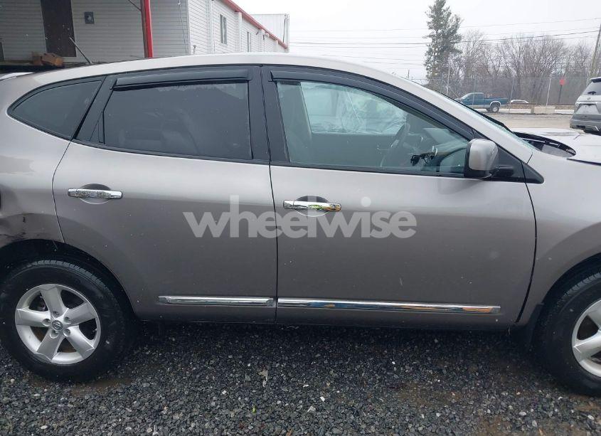 Photo 14 of 2013 Nissan Rogue S (VIN JN8AS5MTXDW520312)