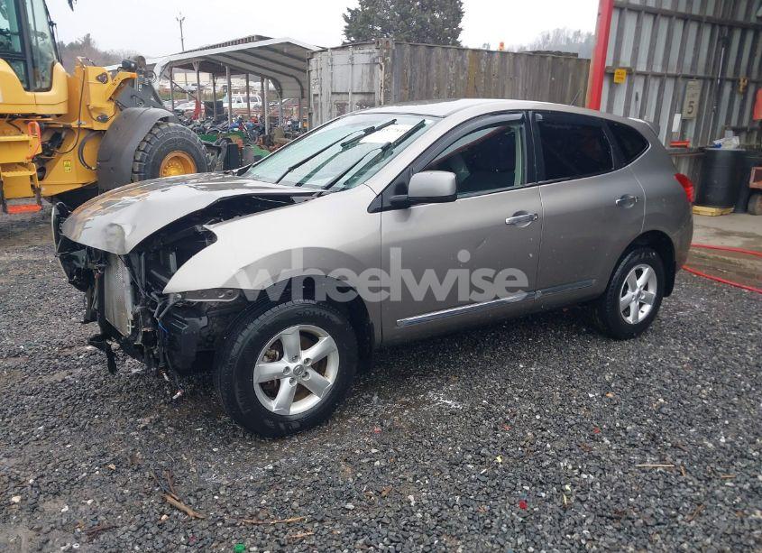 Photo 2 of 2013 Nissan Rogue S (VIN JN8AS5MTXDW520312)