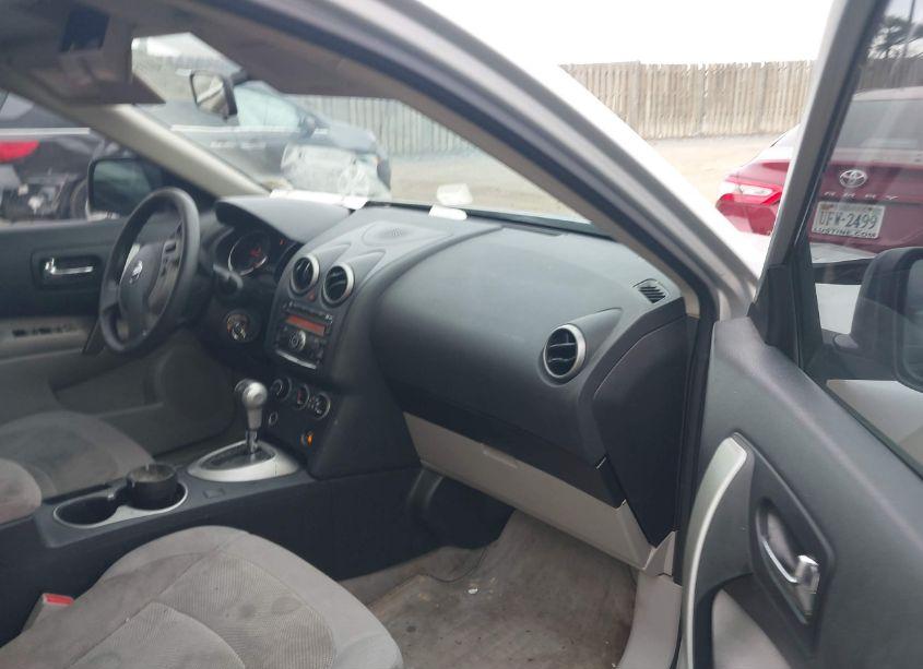 Photo 5 of 2013 Nissan Rogue S (VIN JN8AS5MTXDW536218)