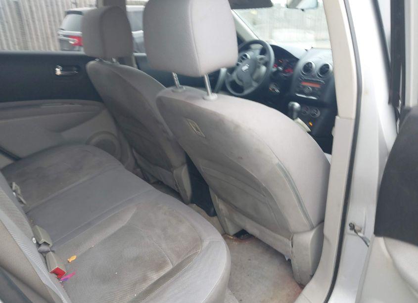 Photo 8 of 2013 Nissan Rogue S (VIN JN8AS5MTXDW536218)