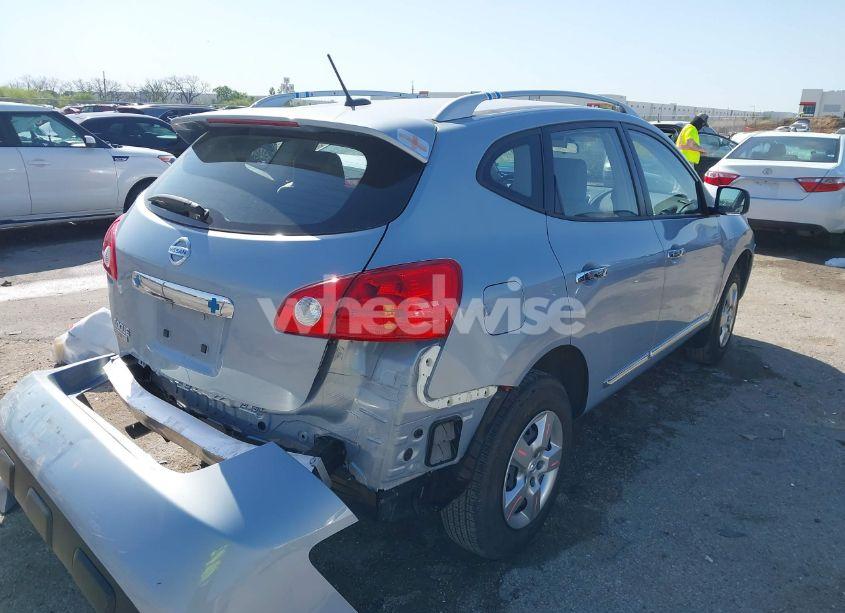 Photo 4 of 2014 Nissan Rogue SELECT S (VIN JN8AS5MTXEW100213)