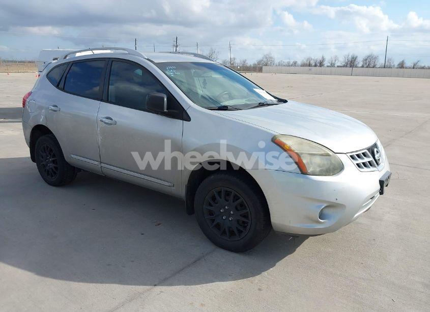 2014 Nissan Rogue SELECT S (VIN JN8AS5MTXEW620511) main photo