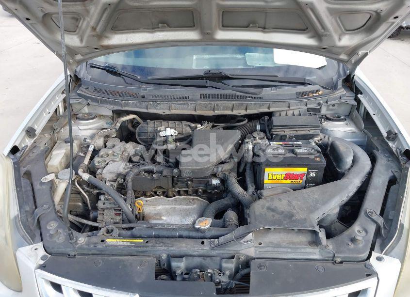 Photo 10 of 2014 Nissan Rogue SELECT S (VIN JN8AS5MTXEW620511)