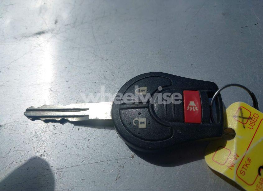 Photo 11 of 2015 Nissan Rogue SELECT S (VIN JN8AS5MTXFW150885)