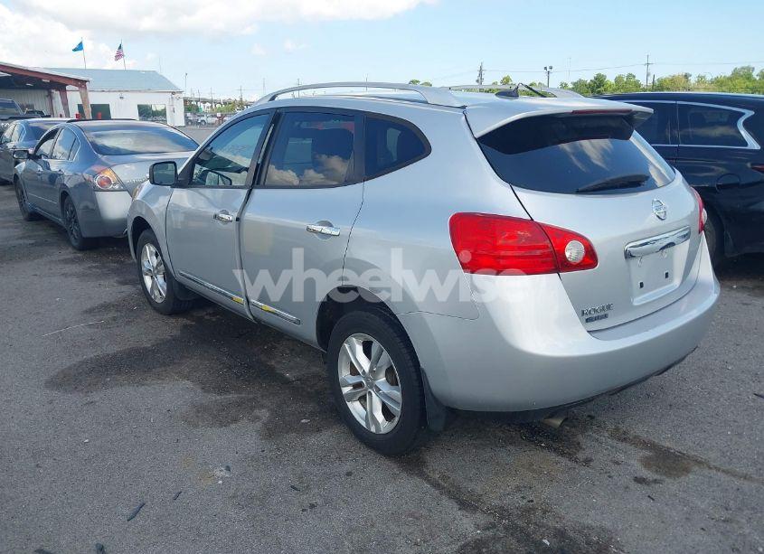 Photo 3 of 2015 Nissan Rogue SELECT S (VIN JN8AS5MTXFW150885)