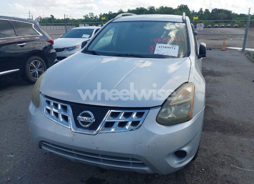 Photo 6 of 2015 Nissan Rogue SELECT S (VIN JN8AS5MTXFW150885)