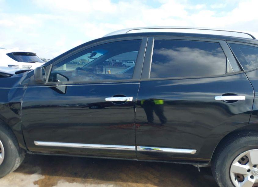 Photo 15 of 2015 Nissan Rogue SELECT S (VIN JN8AS5MTXFW151700)