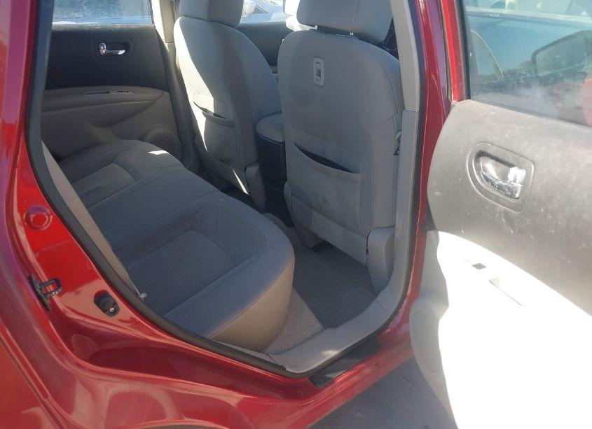 Photo 8 of 2015 Nissan Rogue SELECT S (VIN JN8AS5MTXFW153897)