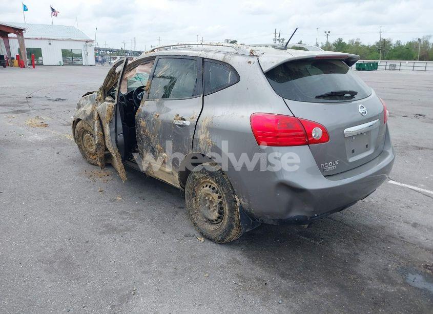 Photo 3 of 2015 Nissan Rogue SELECT S (VIN JN8AS5MTXFW161949)