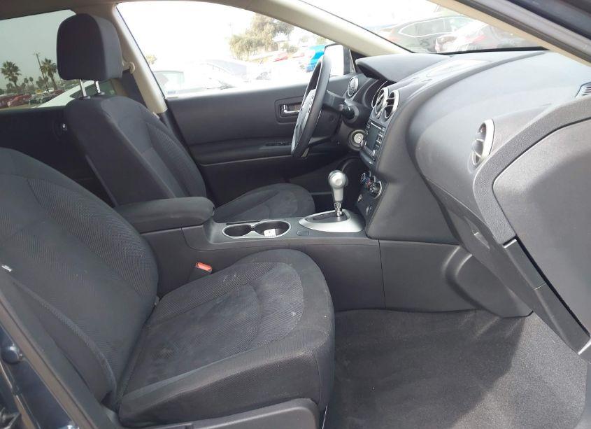 Photo 5 of 2015 Nissan Rogue SELECT S (VIN JN8AS5MTXFW163202)