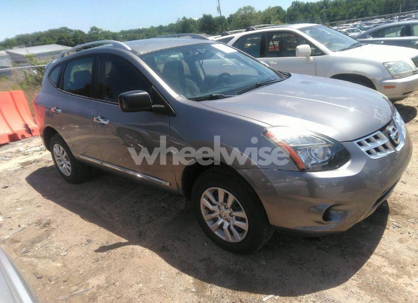 2015 Nissan Rogue SELECT S (VIN JN8AS5MTXFW651324) main photo