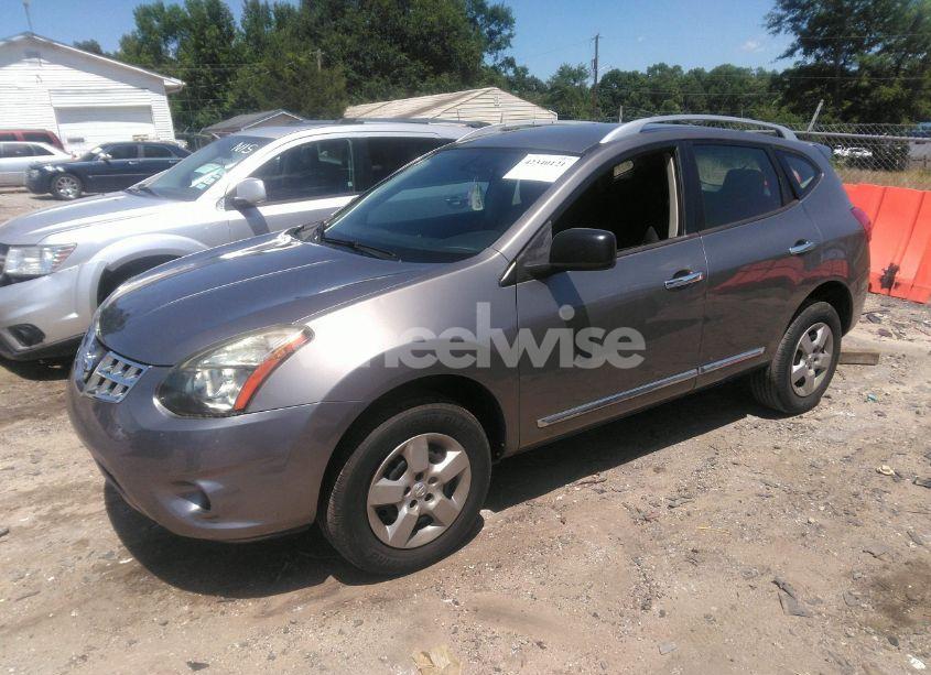 Photo 2 of 2015 Nissan Rogue SELECT S (VIN JN8AS5MTXFW651324)