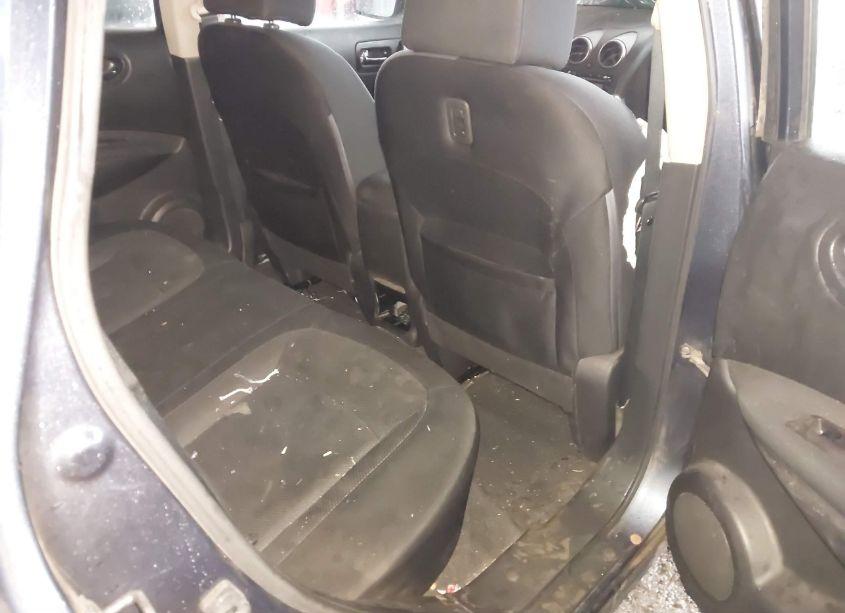 Photo 8 of 2015 Nissan Rogue SELECT S (VIN JN8AS5MTXFW661058)