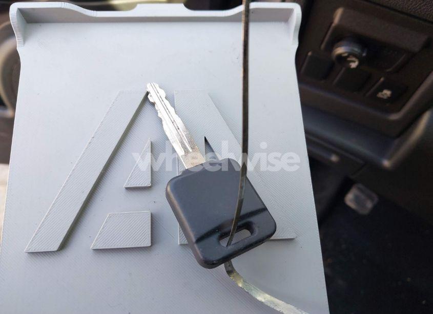 Photo 11 of 2015 Nissan Rogue SELECT S (VIN JN8AS5MTXFW672108)