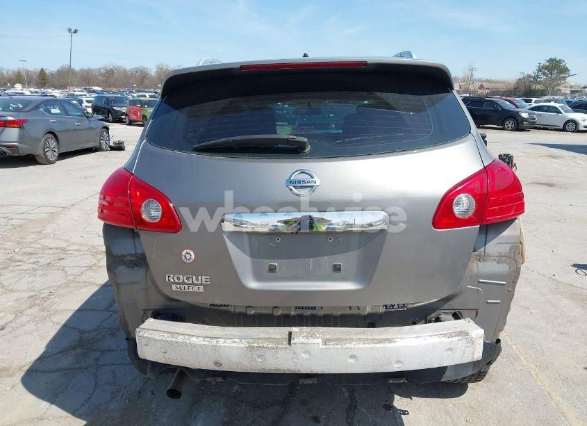 Photo 16 of 2015 Nissan Rogue SELECT S (VIN JN8AS5MTXFW672108)