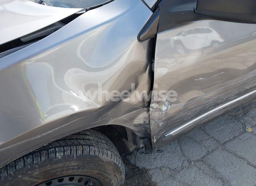 Photo 6 of 2015 Nissan Rogue SELECT S (VIN JN8AS5MTXFW672108)