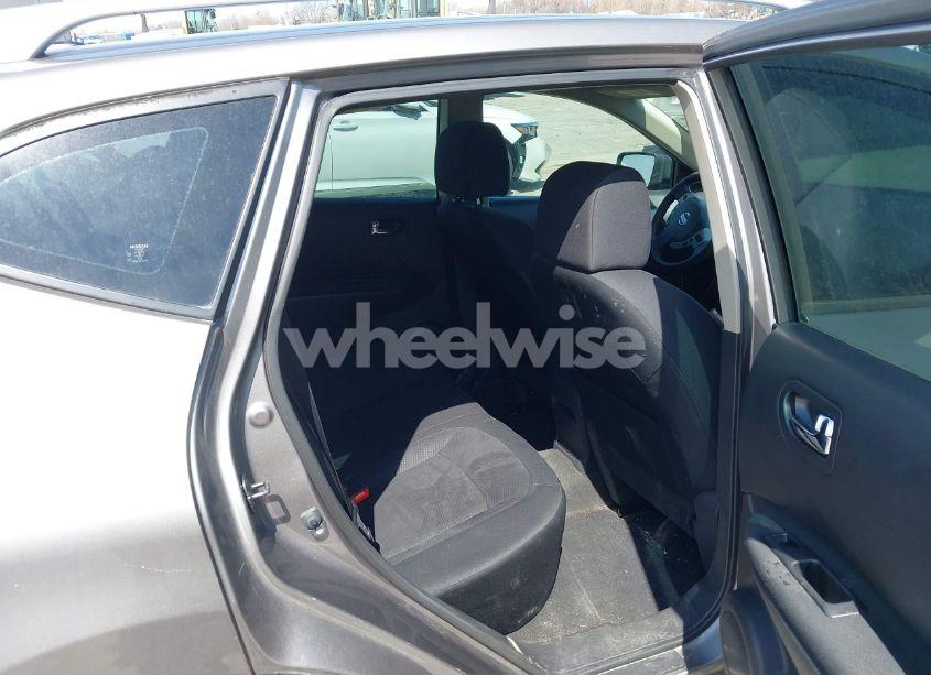 Photo 8 of 2015 Nissan Rogue SELECT S (VIN JN8AS5MTXFW672108)