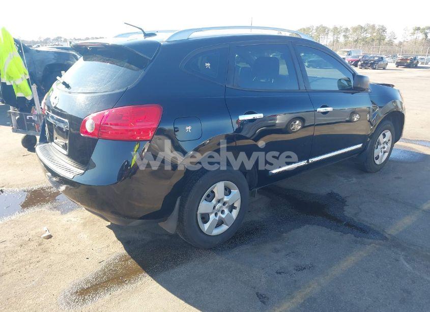 Photo 4 of 2015 Nissan Rogue SELECT S (VIN JN8AS5MTXFW674117)