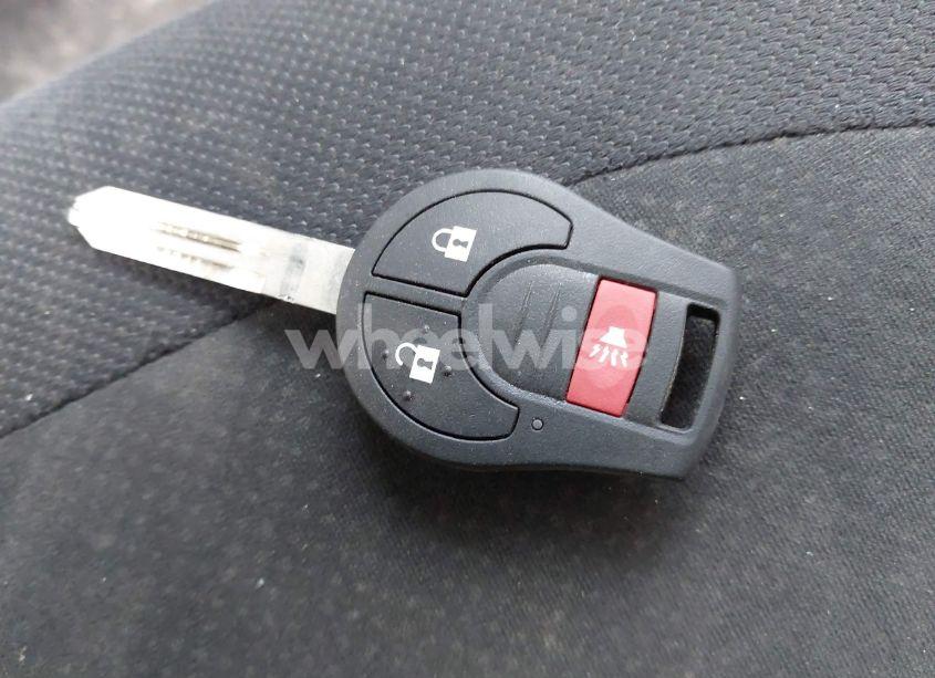 Photo 11 of 2010 Nissan Rogue S (VIN JN8AS5MV0AW101415)