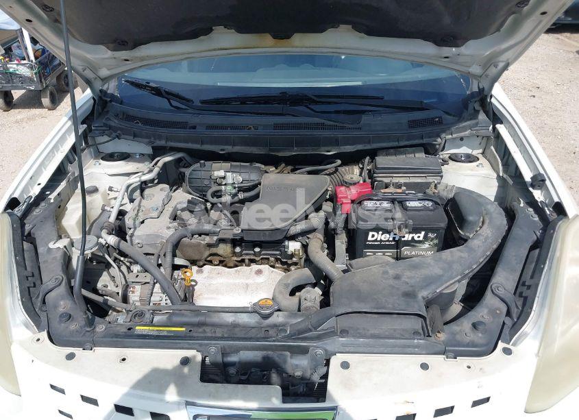 Photo 10 of 2010 Nissan Rogue S (VIN JN8AS5MV0AW102497)