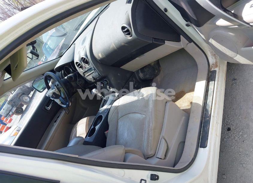 Photo 5 of 2010 Nissan Rogue SL (VIN JN8AS5MV0AW106923)