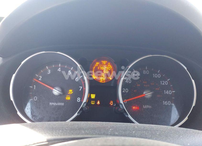 Photo 7 of 2010 Nissan Rogue SL (VIN JN8AS5MV0AW119560)