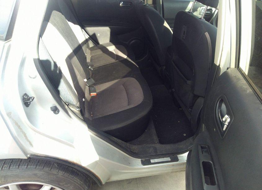 Photo 8 of 2010 Nissan Rogue SL (VIN JN8AS5MV0AW603681)