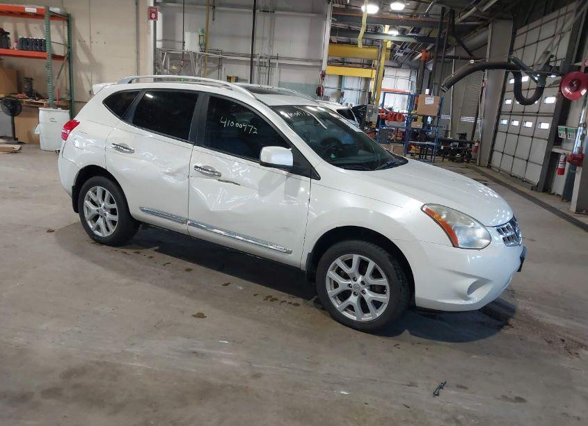 2011 Nissan Rogue SV (VIN JN8AS5MV0BW266575) main photo