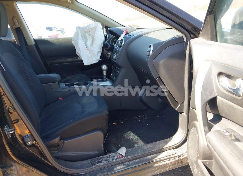 Photo 5 of 2011 Nissan Rogue S KROM EDITION (VIN JN8AS5MV0BW268830)