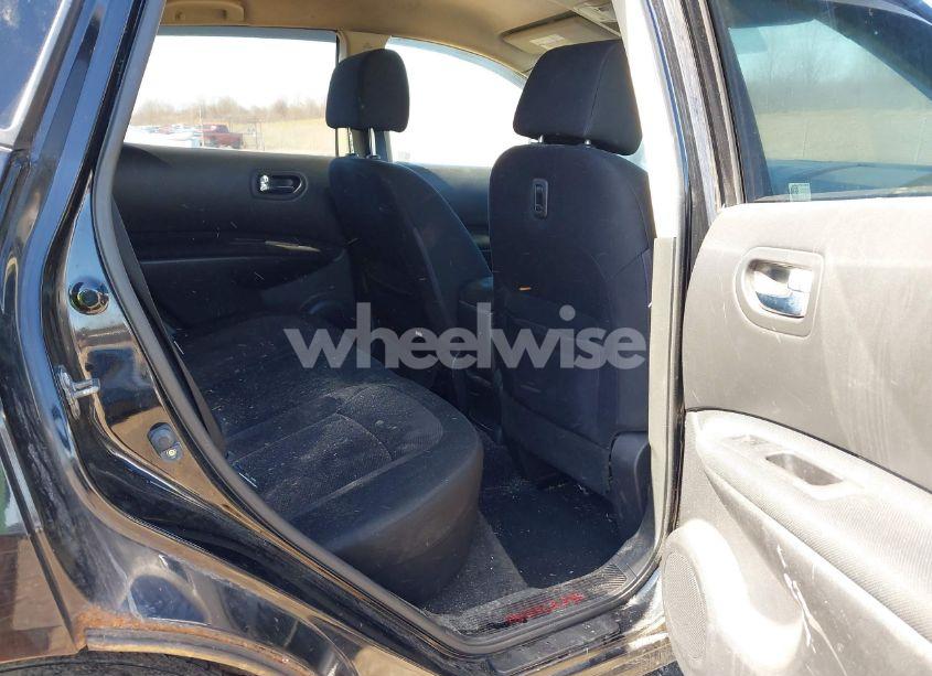 Photo 8 of 2011 Nissan Rogue S KROM EDITION (VIN JN8AS5MV0BW268830)