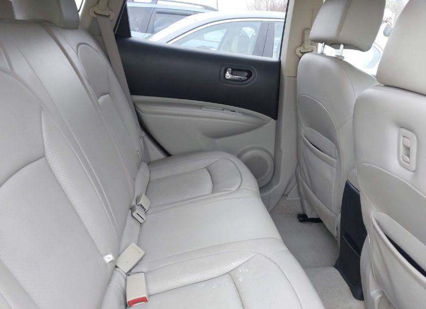 Photo 8 of 2011 Nissan Rogue SV (VIN JN8AS5MV0BW282792)