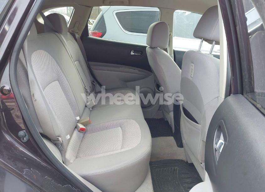 Photo 8 of 2011 Nissan Rogue SV (VIN JN8AS5MV0BW282968)