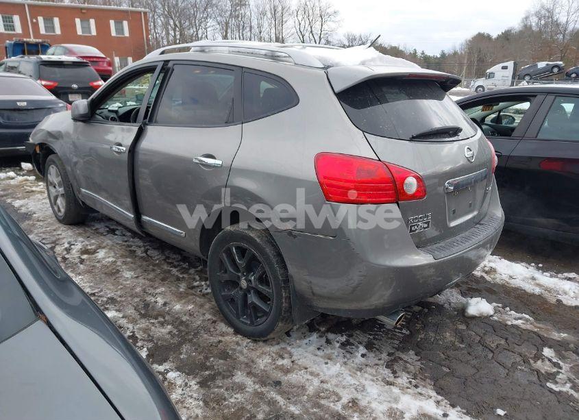 Photo 3 of 2011 Nissan Rogue SV (VIN JN8AS5MV0BW289838)