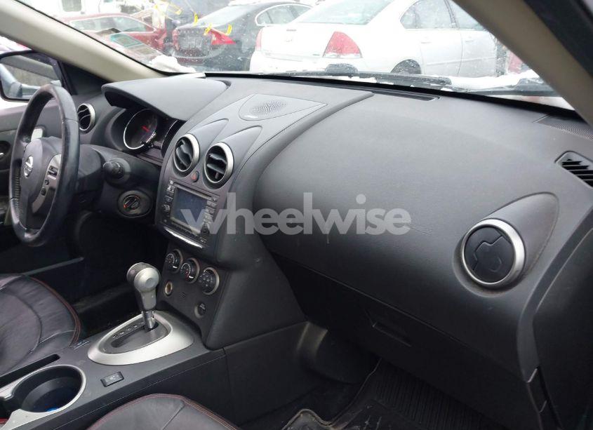 Photo 5 of 2011 Nissan Rogue SV (VIN JN8AS5MV0BW289838)